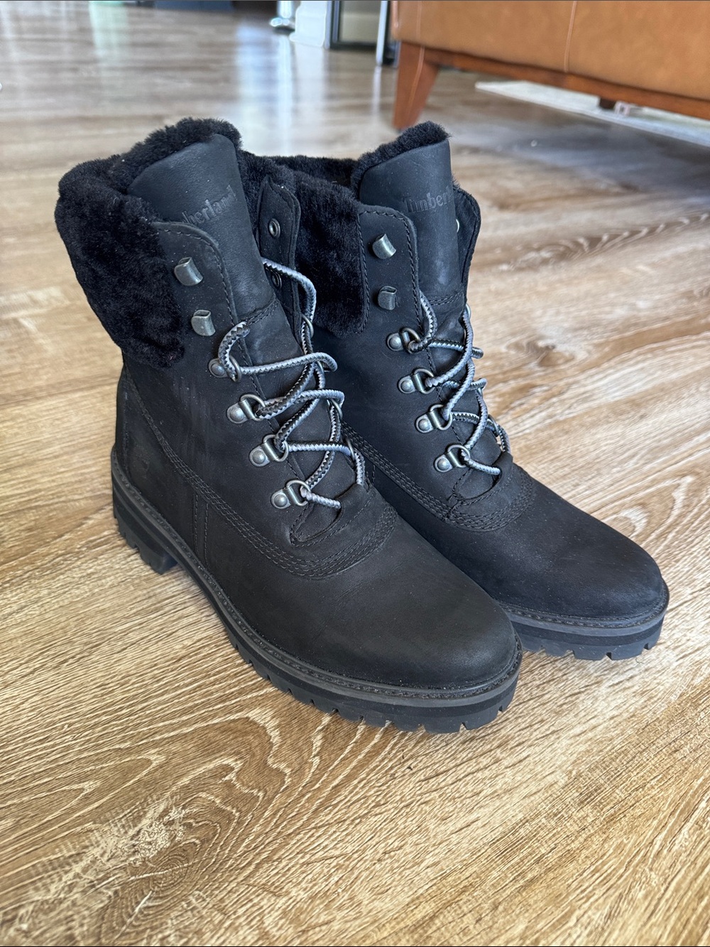 Timberland Women's Black Shearling Collar Lace-Up Winter Boots